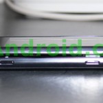 Coté gauche du téléphone Bouton caméra (prise de vue) et bouton verouillage