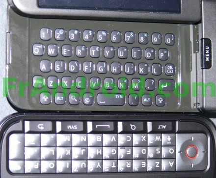 Clavier HTC G1 (haut) vs moto Dext (en bas)